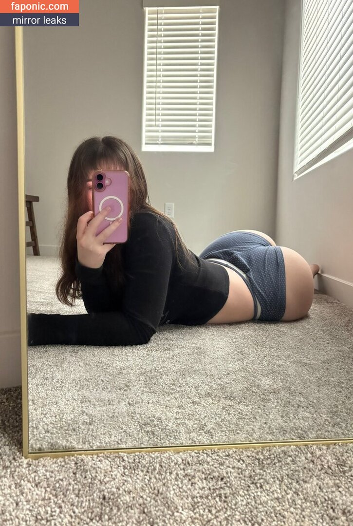 Rosaliine, ayyrosaliine Nude Leaks OnlyFans Photo #9