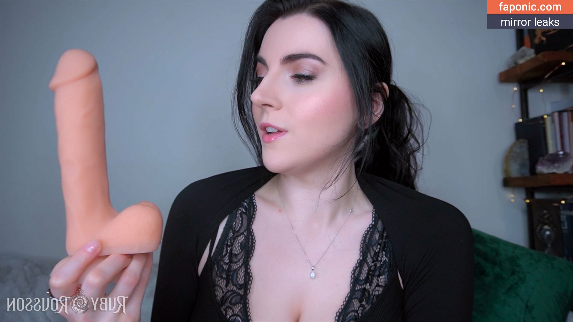 Mistress Ruby Rousson