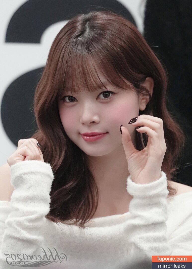 Hong Eunchae 홍은채