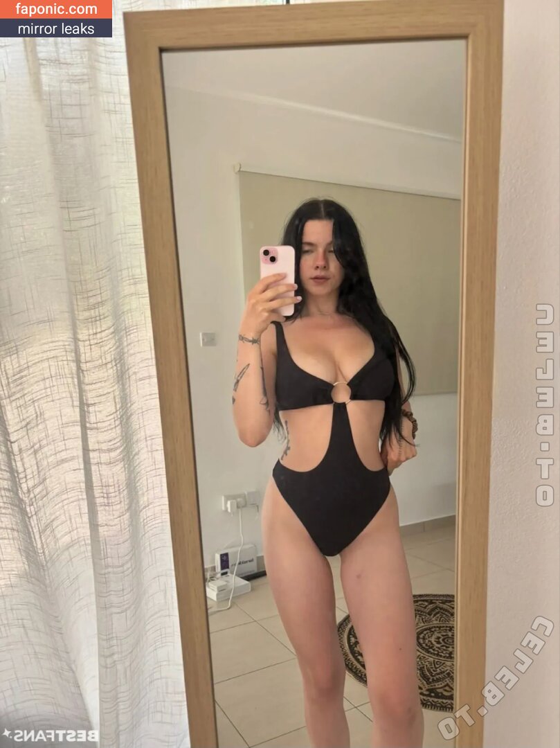 Roxi Black