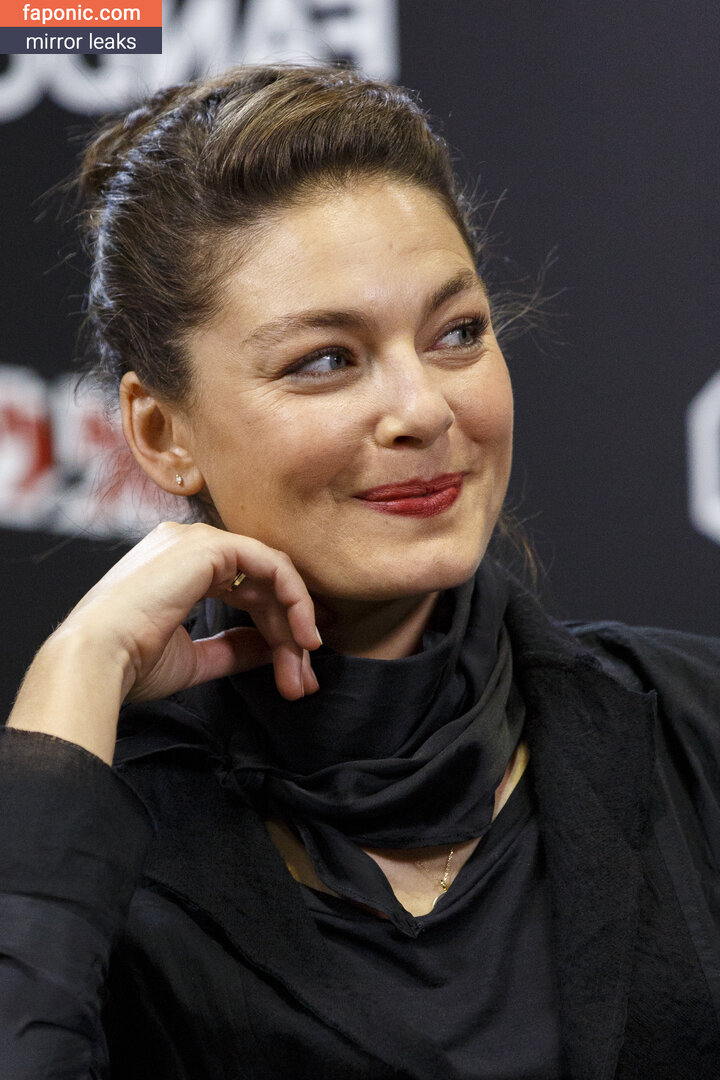 Alexa Davalos