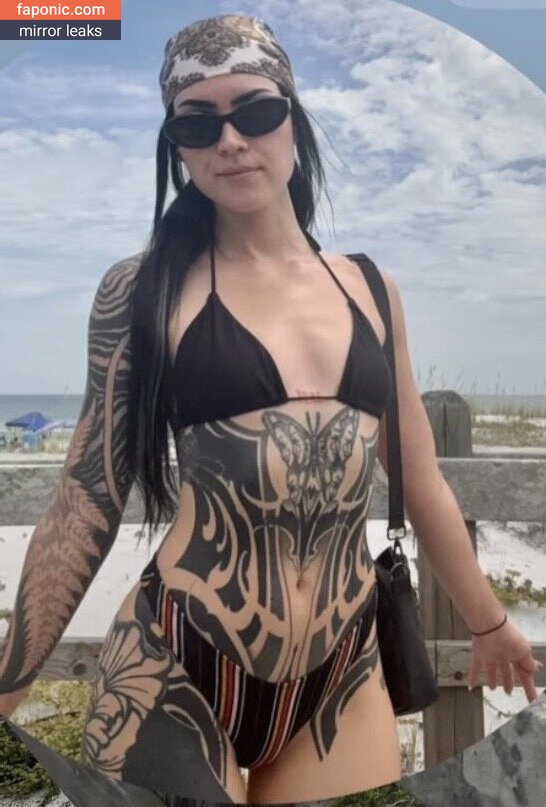 Angela Rhodes