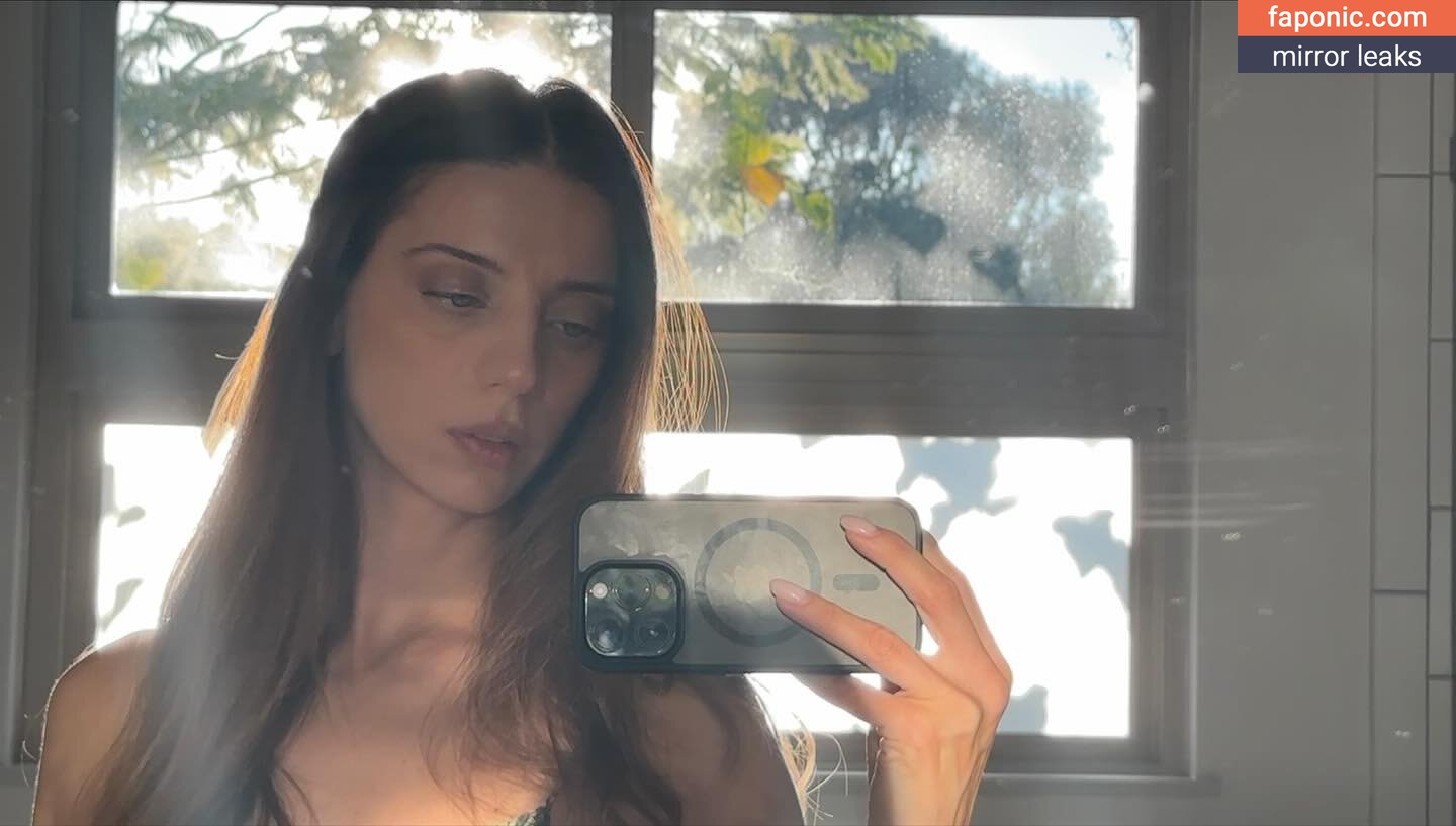 Angela Sarafyan