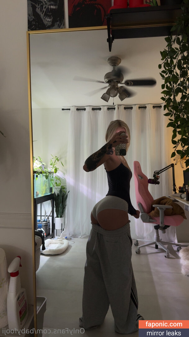 babyfooji / peachtot