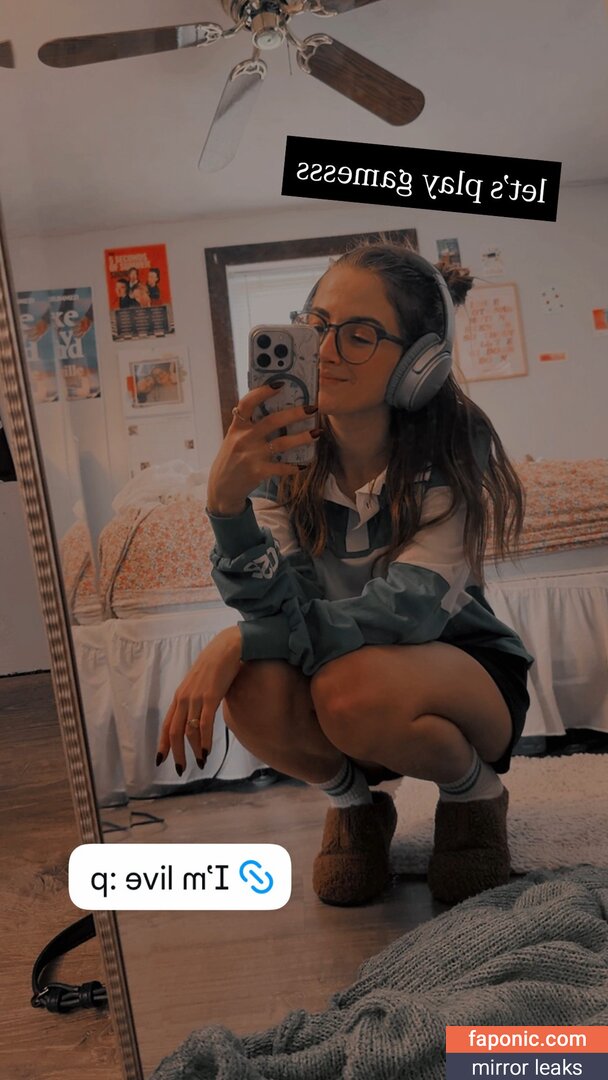 Caitlin Marie Reacts