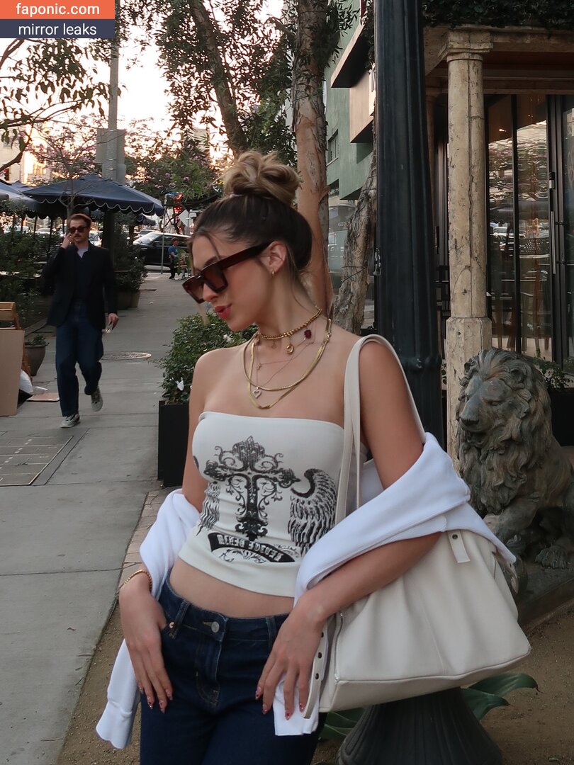 Cortney Gibson / Cortneycgibson