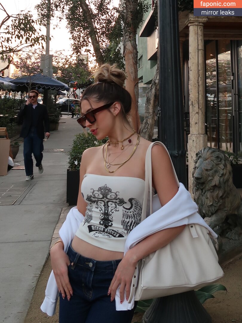 Cortney Gibson / Cortneycgibson