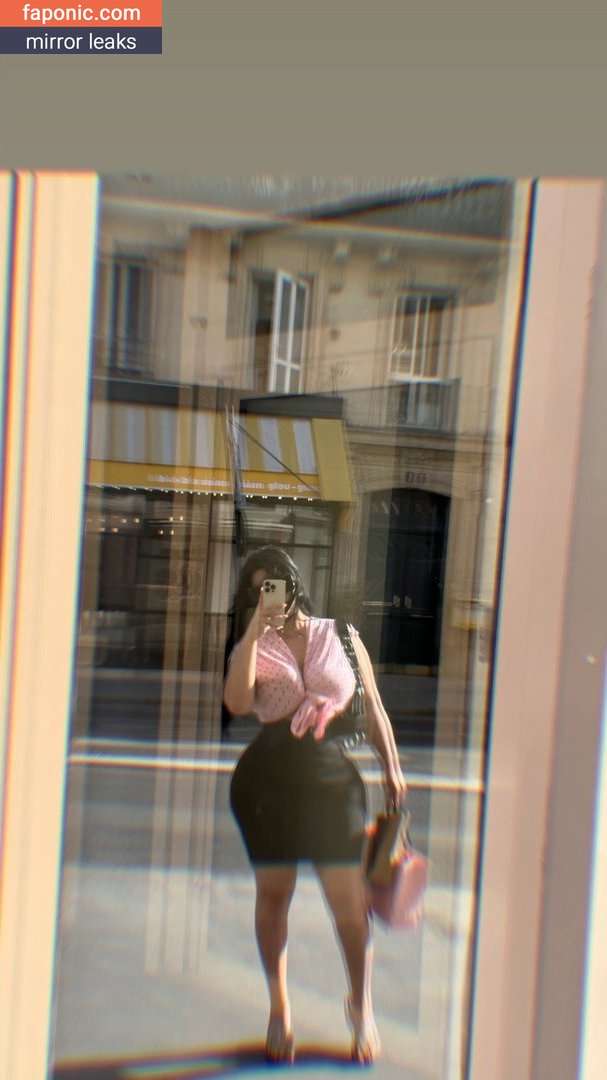 _Elegancewoman_