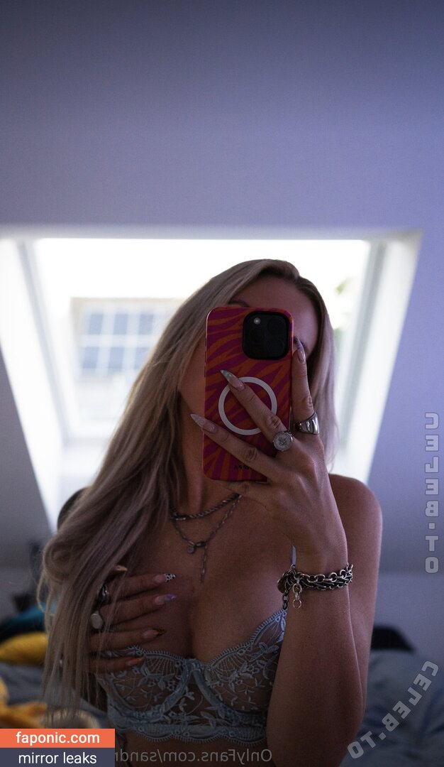 Elena_tight