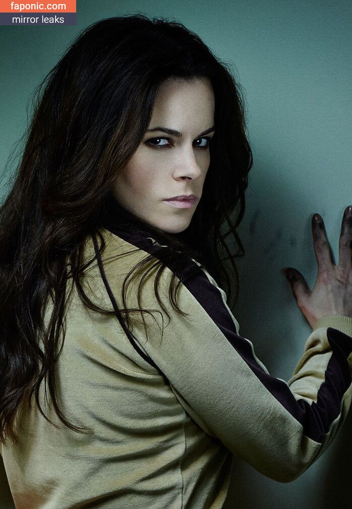 Emily Hampshire