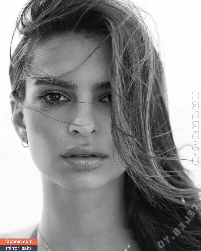 Emily Ratajkowski