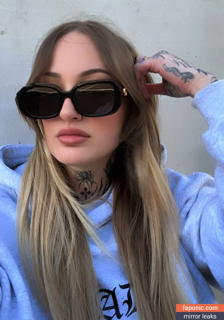 Goth Queen