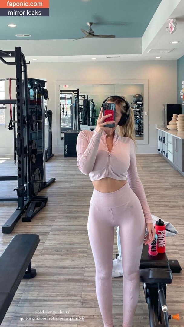 hadelinemope / Maddie Hope