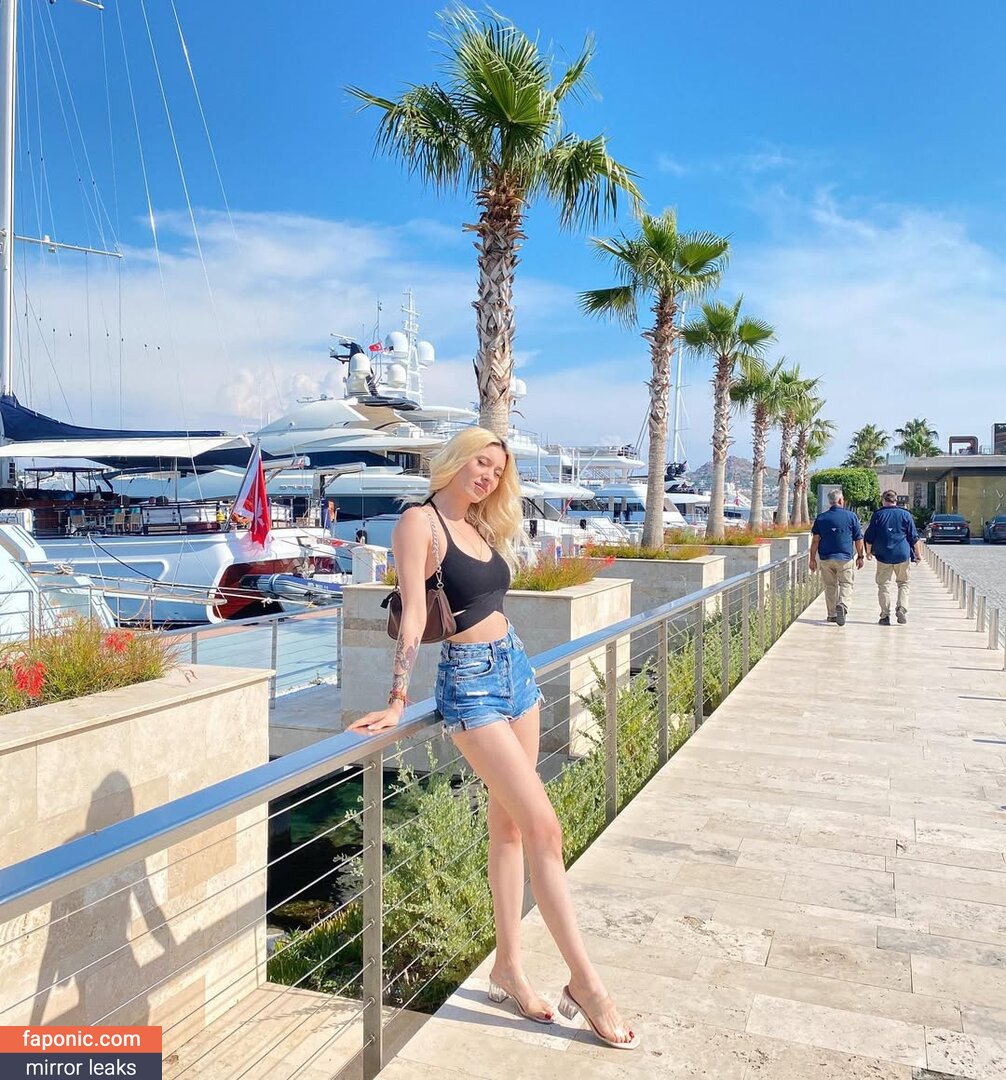 Hayal Akyuz