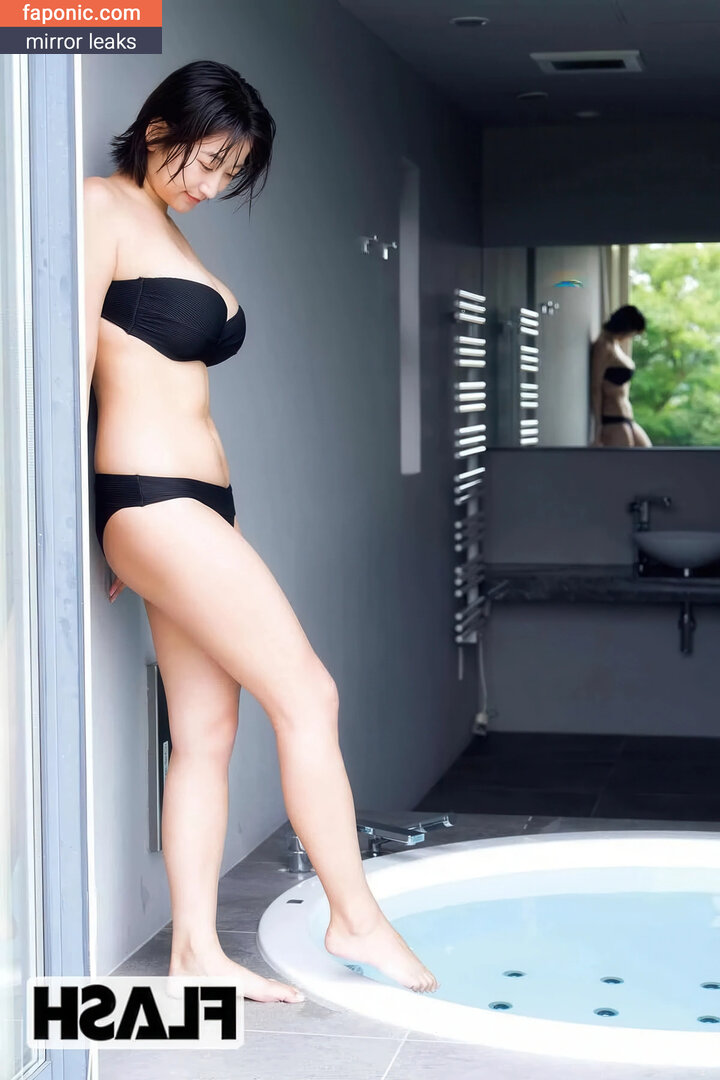 Ina Enohara 榎原依那