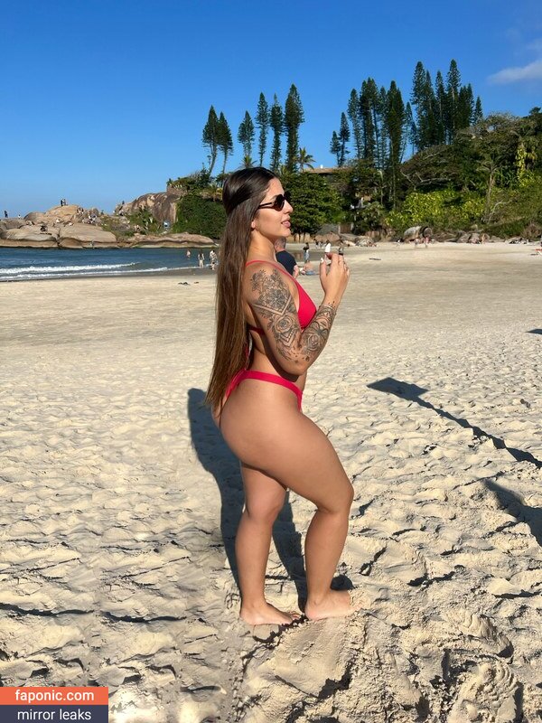Lara Castro