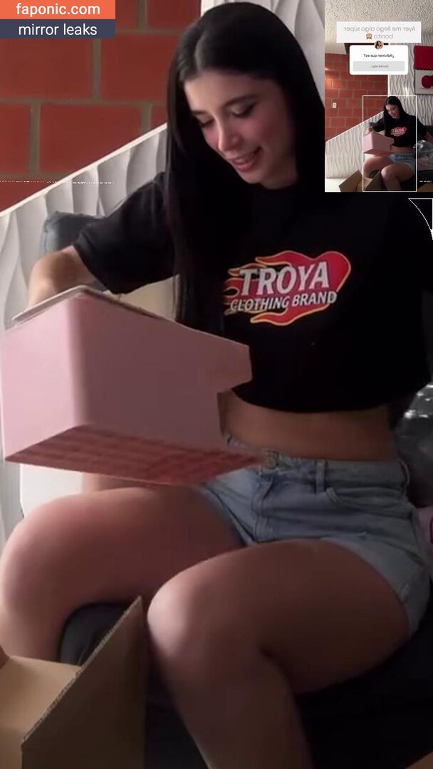 Luisa Valencia