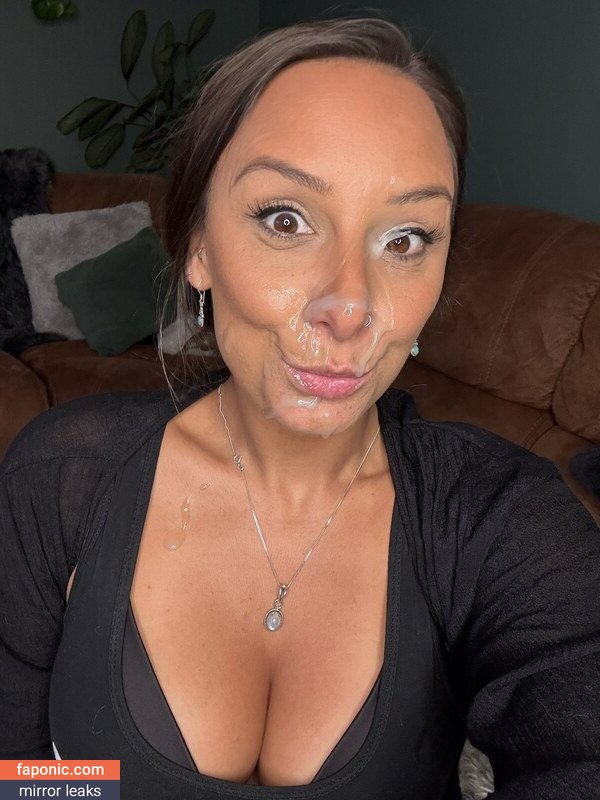 Mariah Leonne