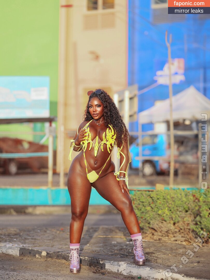 Melaxgoddess