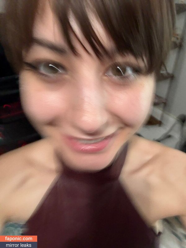 mimidoescosplay