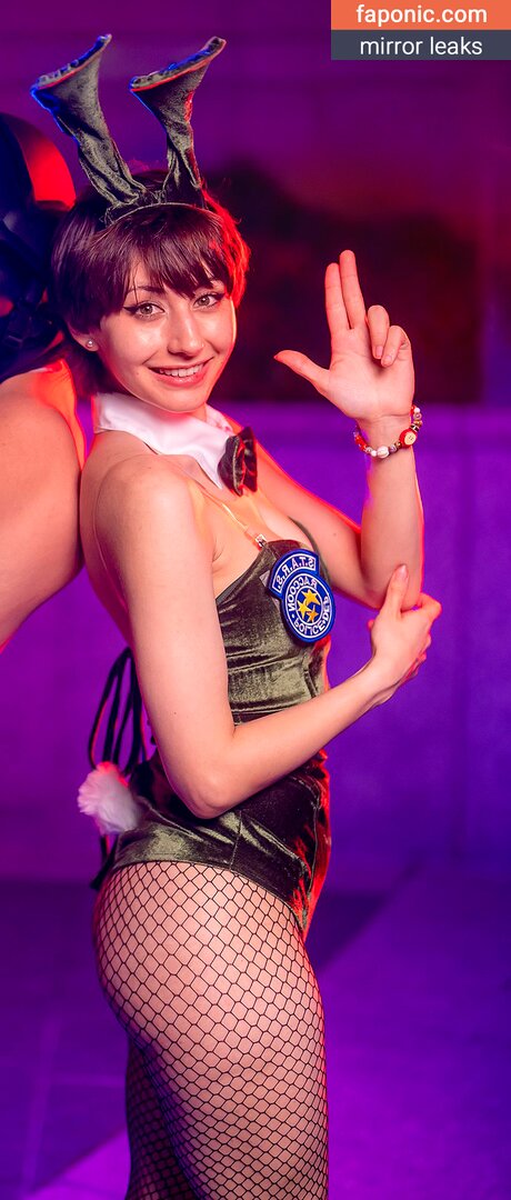 mimidoescosplay