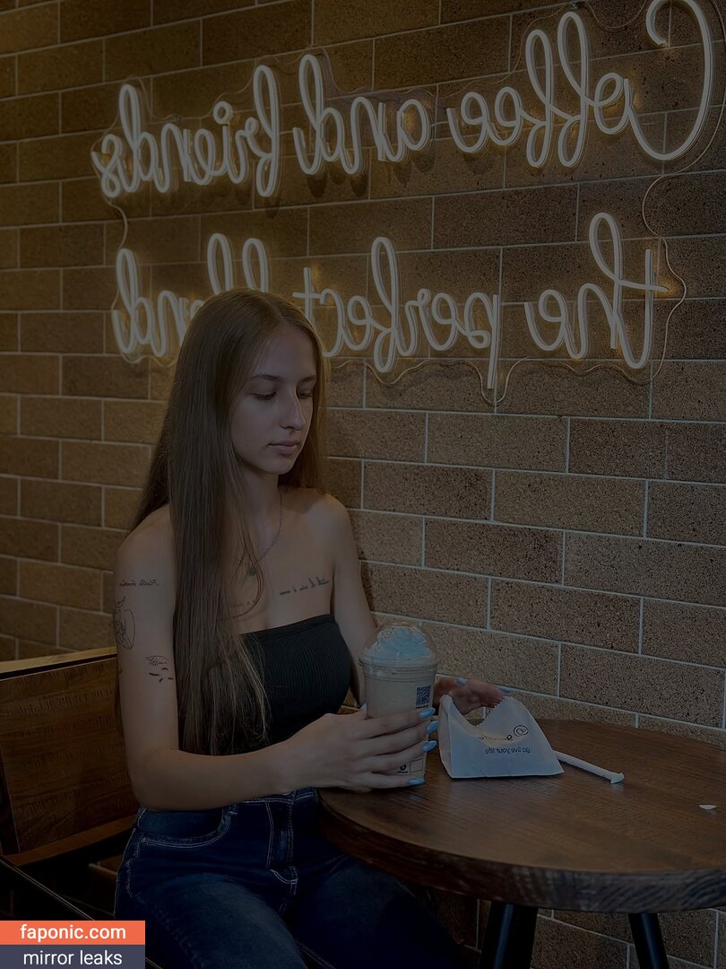 &Quot;Quem &Eacute; Essa&Quot; Pesquise Nomes Aqui.