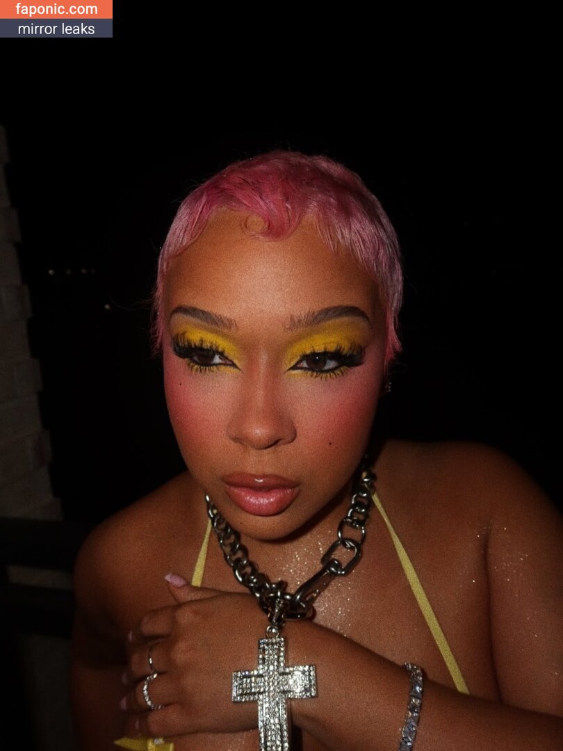 Raven Diaz From Joselines Cabaret