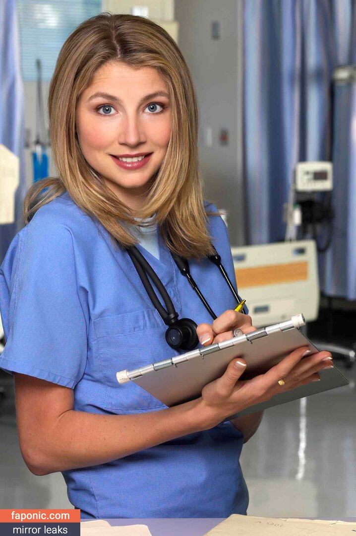 Sarah Chalke