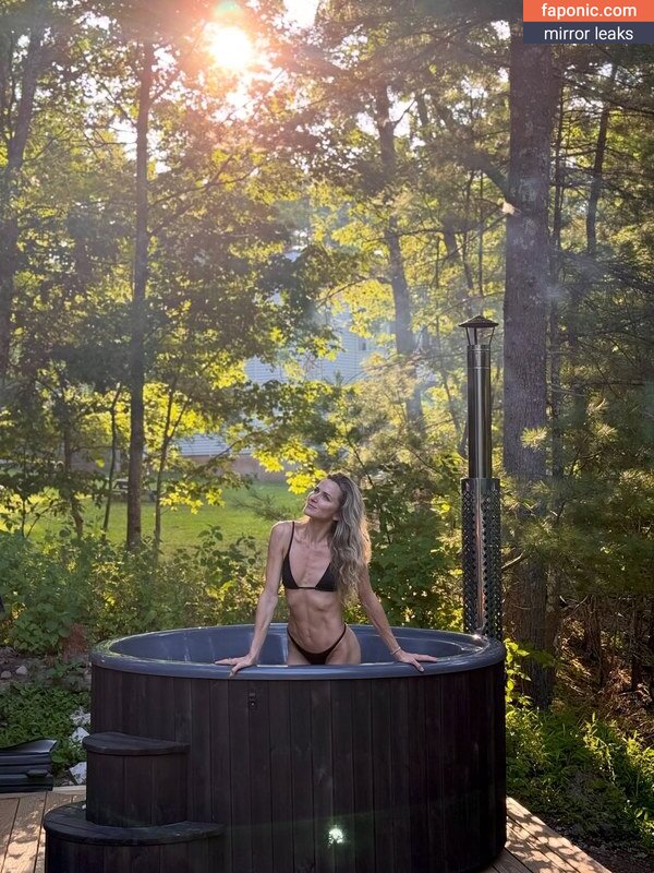 Shantel VanSanten