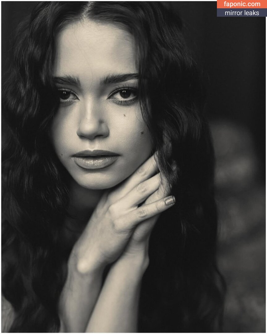 Sofia Chernasova / chernasova.sofia / soniachrn / Чернасова Софія