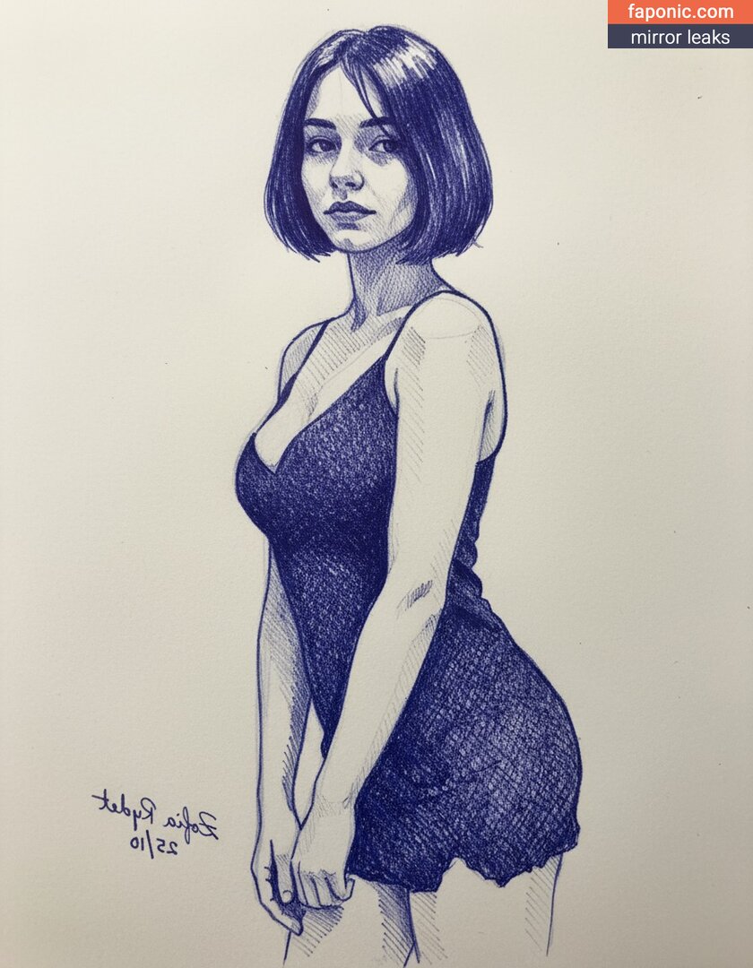 Valeria Flores